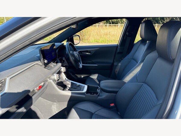 Used Toyota RAV4 2023 for sale - 75991421: Photo 12