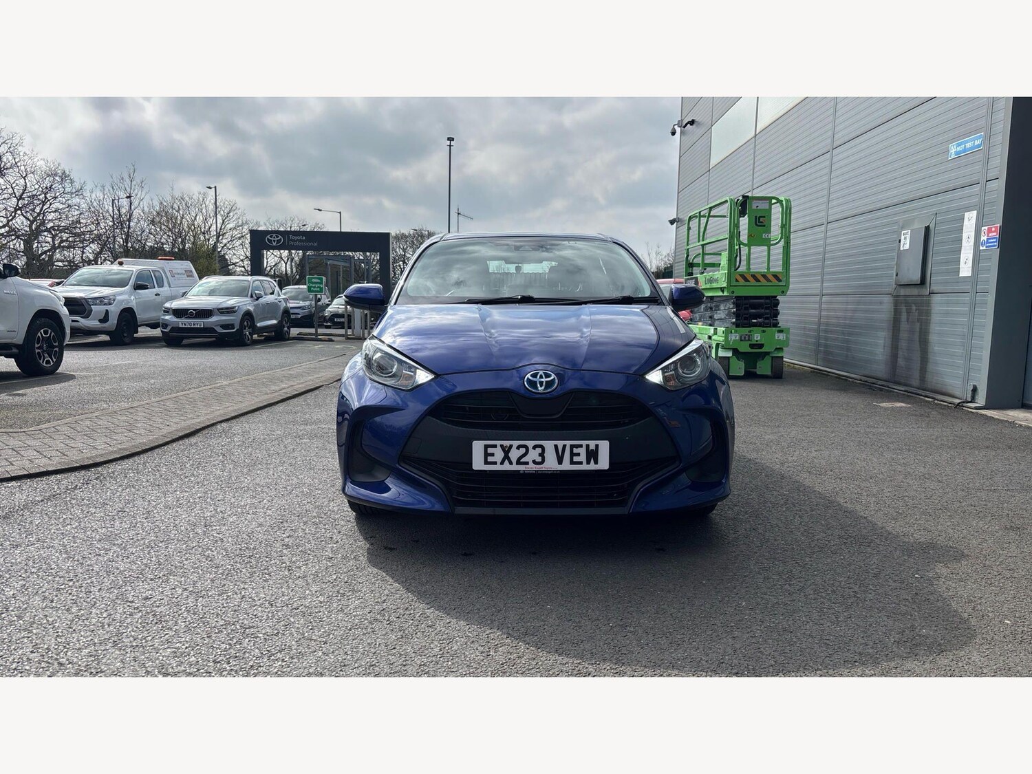 Used Toyota Yaris 2023 for sale - 77982698: Photo 17