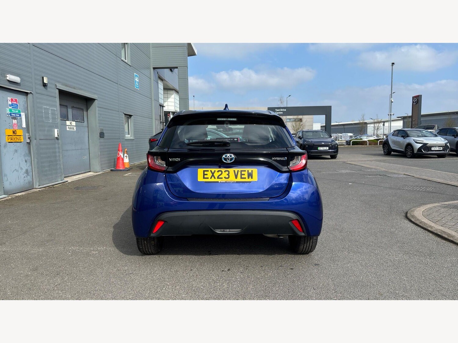 Used Toyota Yaris 2023 for sale - 77982698: Photo 21