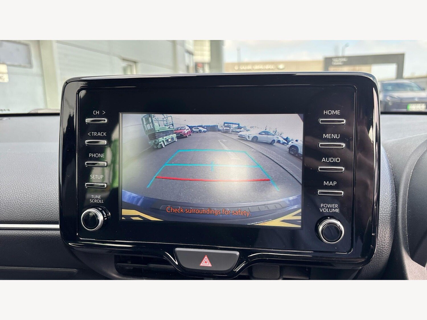 Used Toyota Yaris 2023 for sale - 77982698: Photo 24