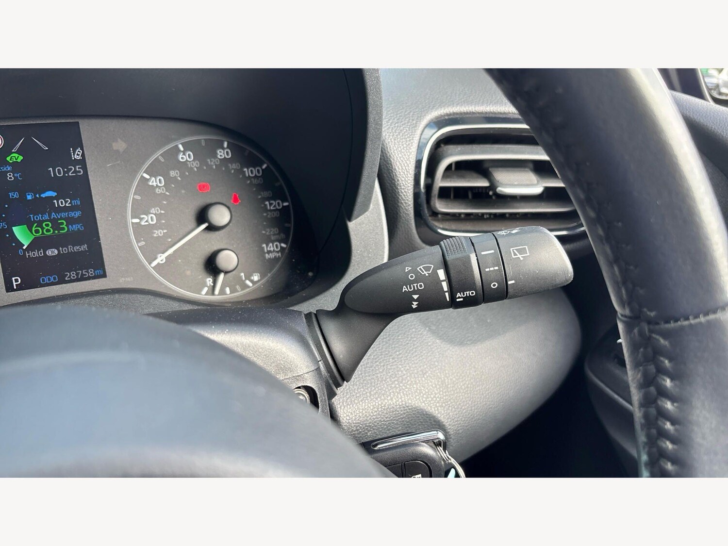 Used Toyota Yaris 2023 for sale - 77982698: Photo 28