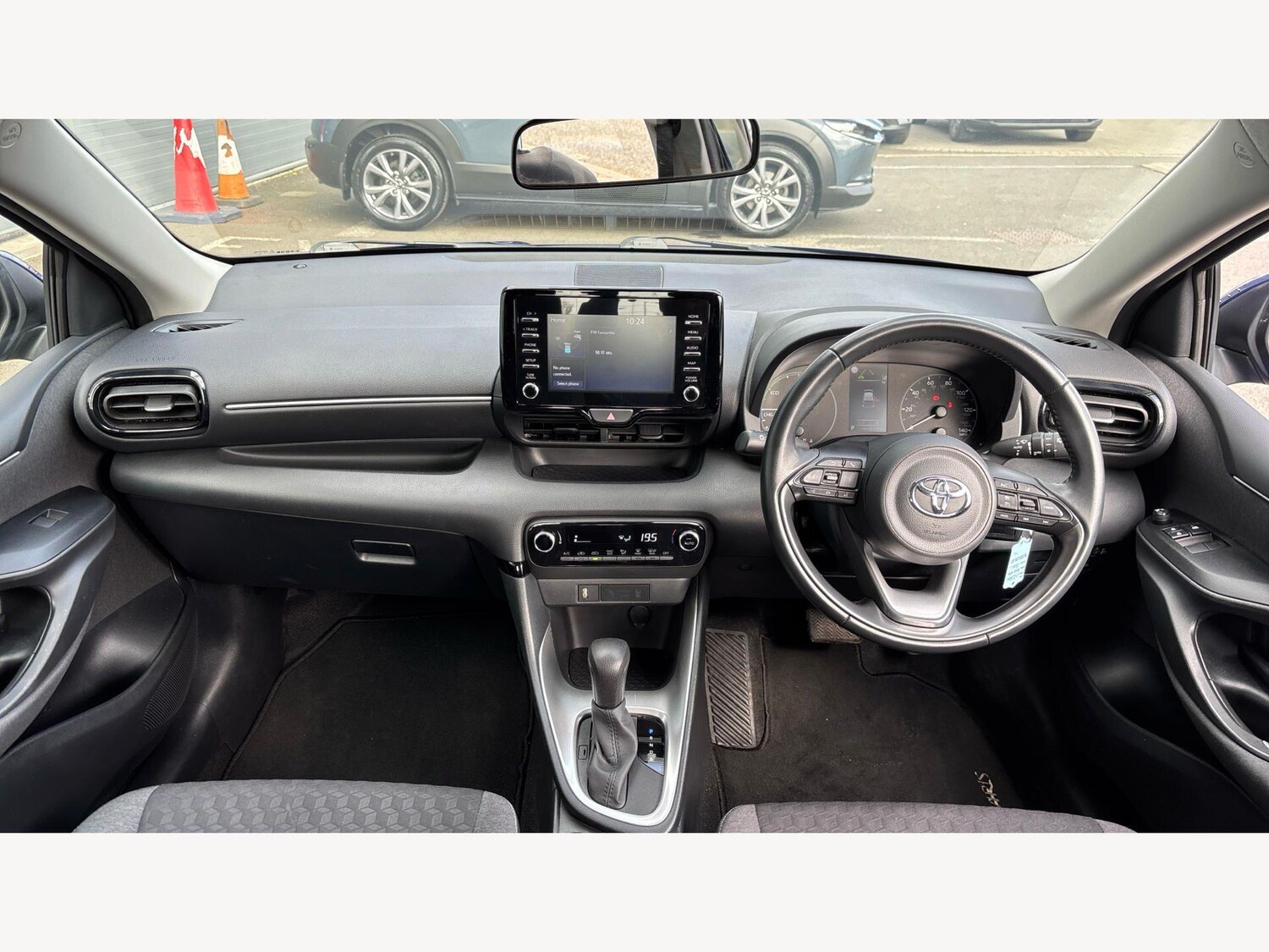 Used Toyota Yaris 2023 for sale - 77982698: Photo 7