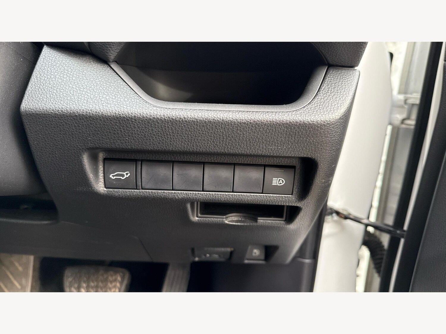 Used Toyota RAV4 for sale - 77612449: Photo 24