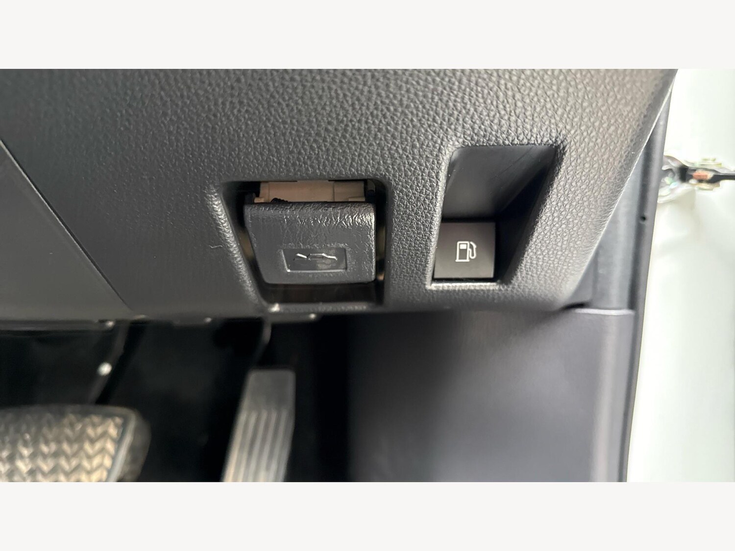 Used Toyota RAV4 for sale - 77612449: Photo 25