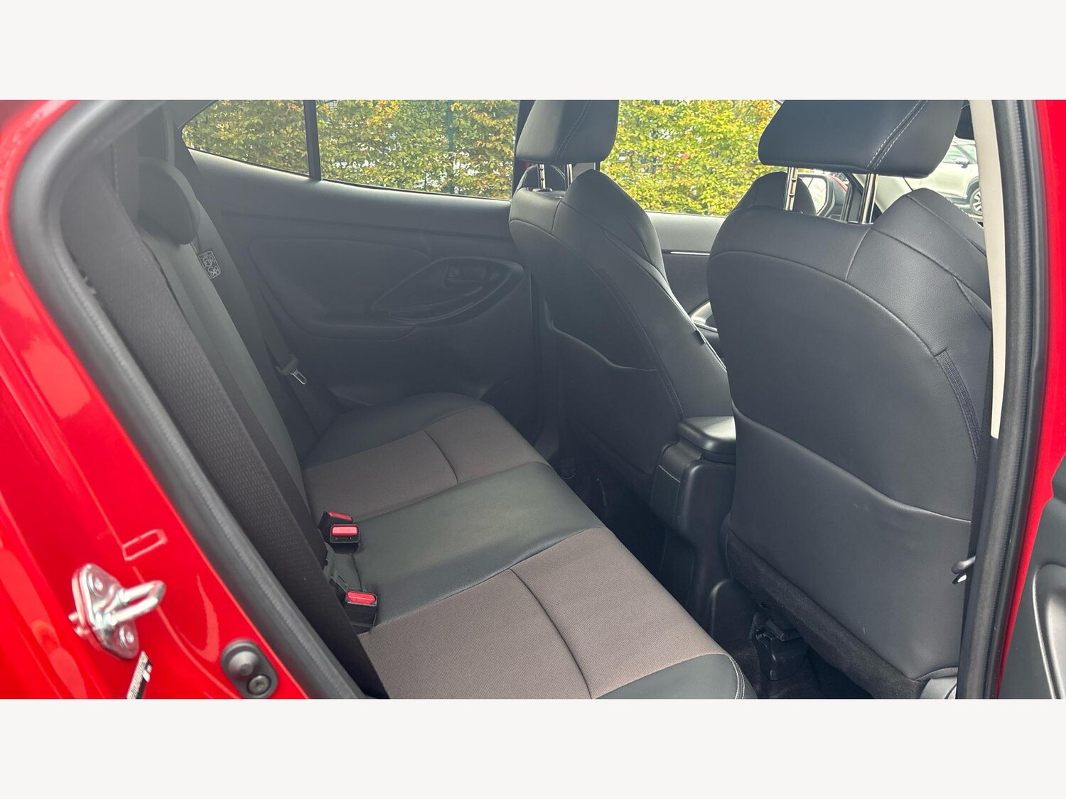 Used Toyota Yaris Cross 2023 for sale - 75906319: Photo 14