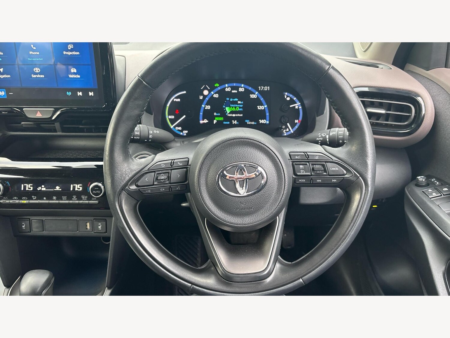 Used Toyota Yaris Cross 2023 for sale - 75906319: Photo 8