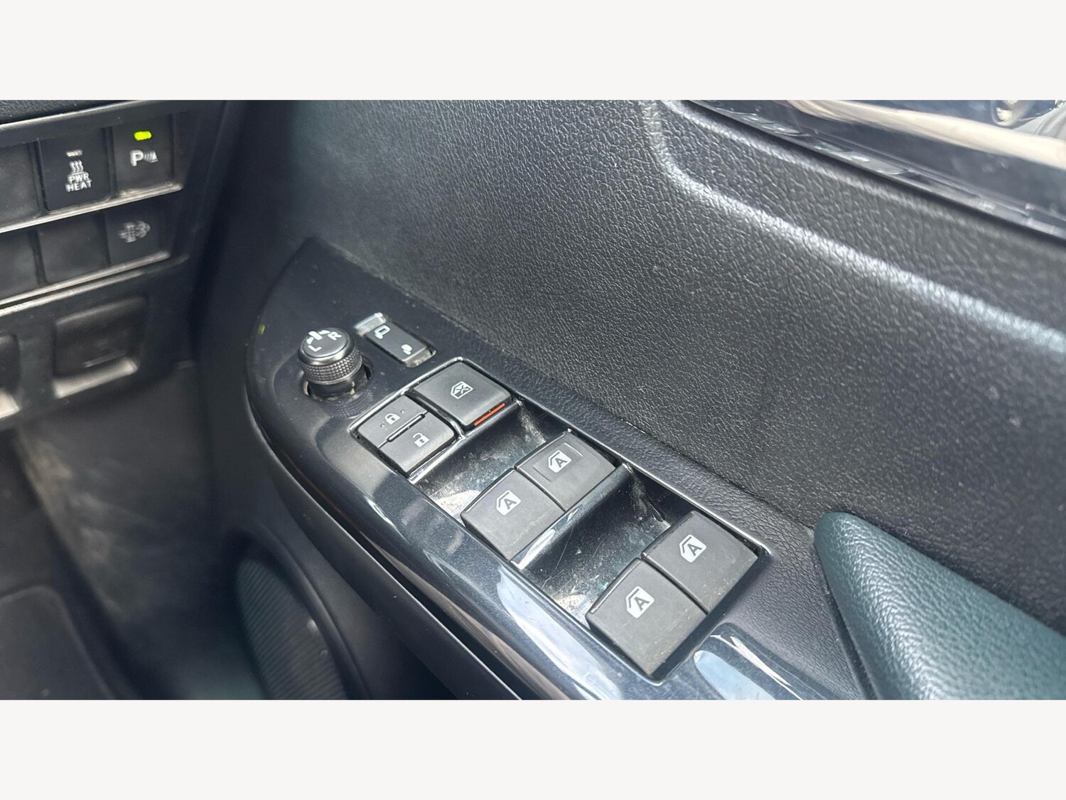Used Toyota Hilux 2021 for sale - 77290694: Photo 25