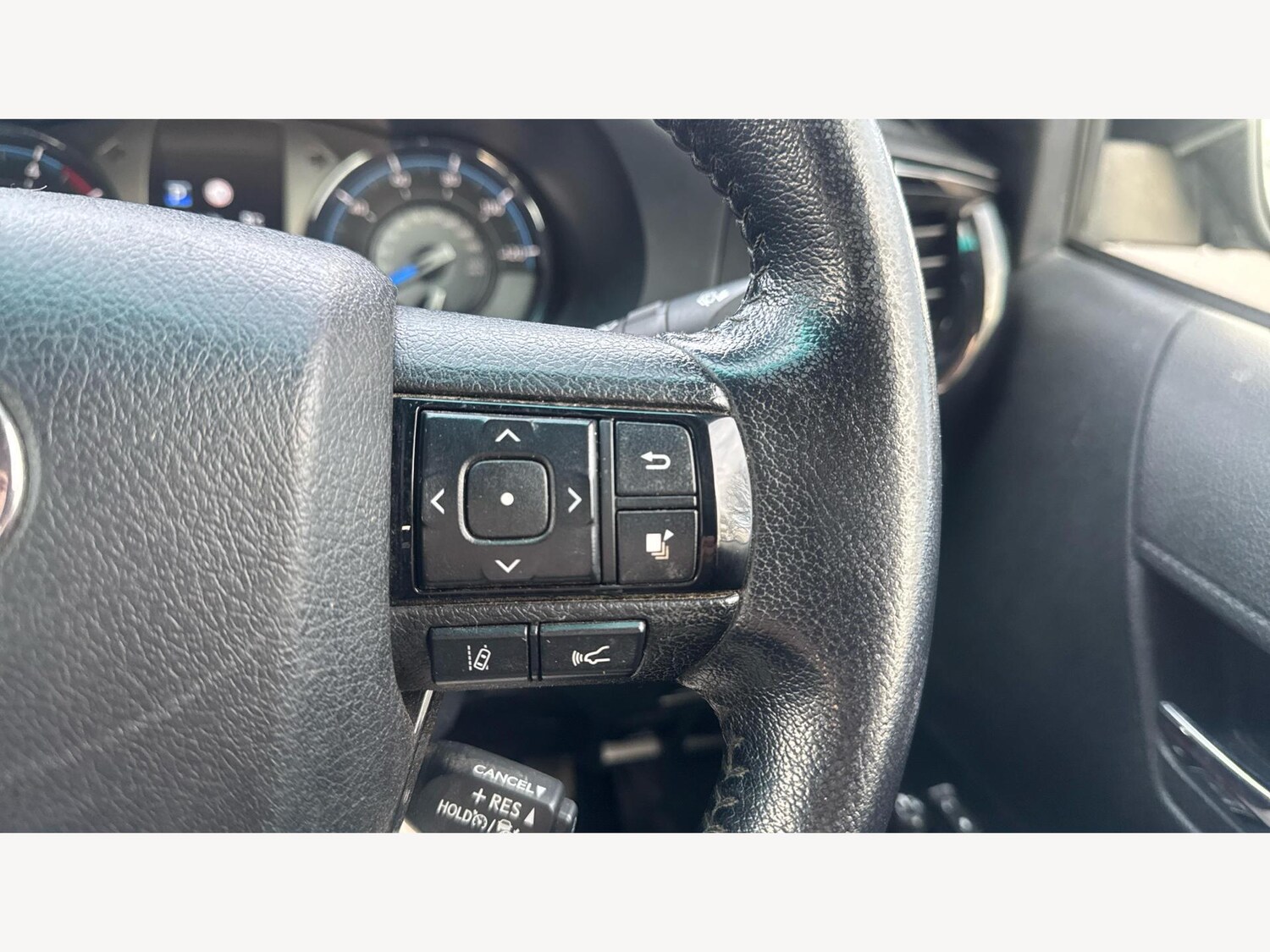 Used Toyota Hilux 2021 for sale - 77290694: Photo 27