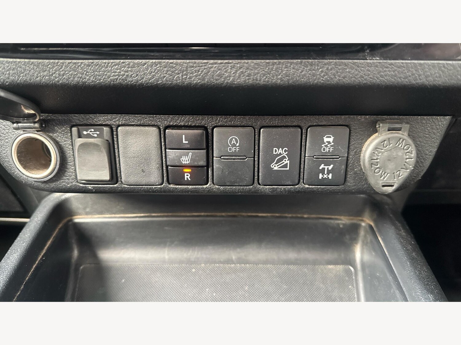 Used Toyota Hilux 2021 for sale - 77290694: Photo 30