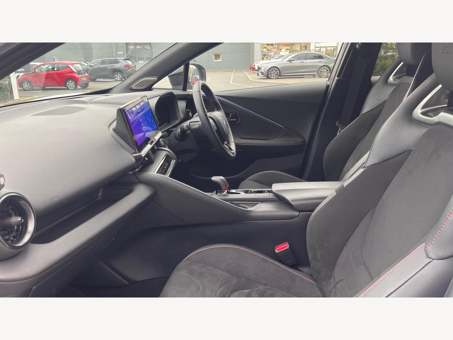 Used Toyota C-HR 2023 for sale - 76108512: Photo 12