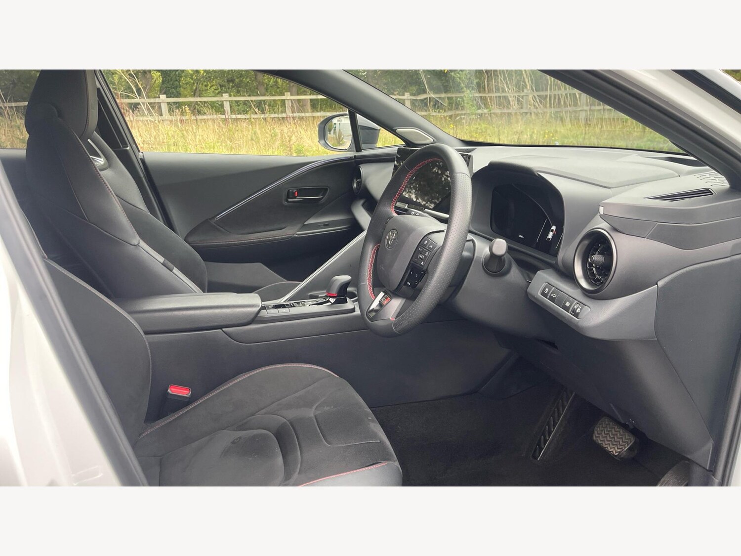 Used Toyota C-HR 2023 for sale - 76108512: Photo 13