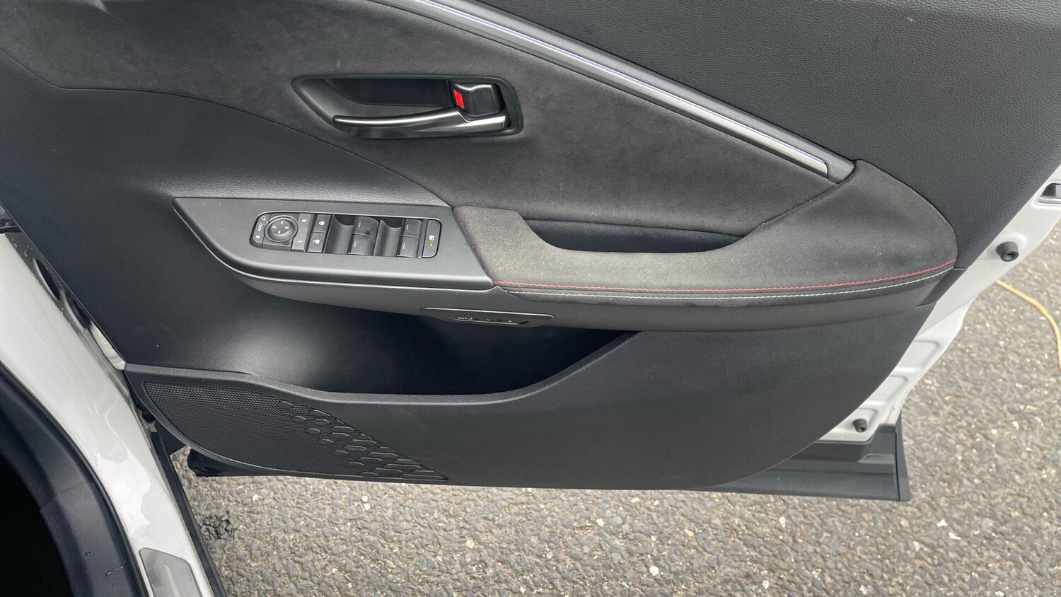 Used Toyota C-HR 2023 for sale - 76108512: Photo 33