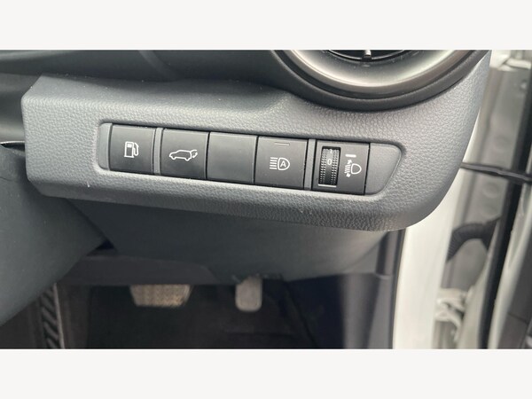 Used Toyota C-HR 2023 for sale - 76108512: Photo 34