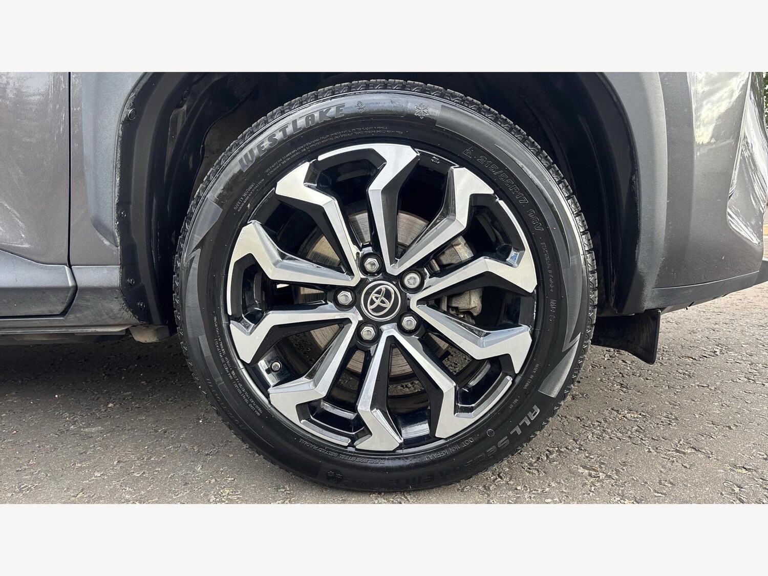 Used Toyota Yaris Cross 2022 for sale - 76728062: Photo 23