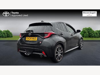 Used Toyota Yaris 2024 for sale - 79337352: Photo