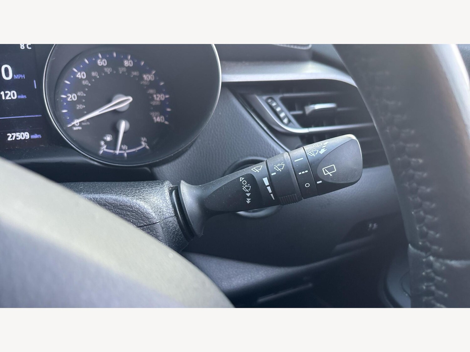 Used Toyota C-HR 2020 for sale - 77410840: Photo 31