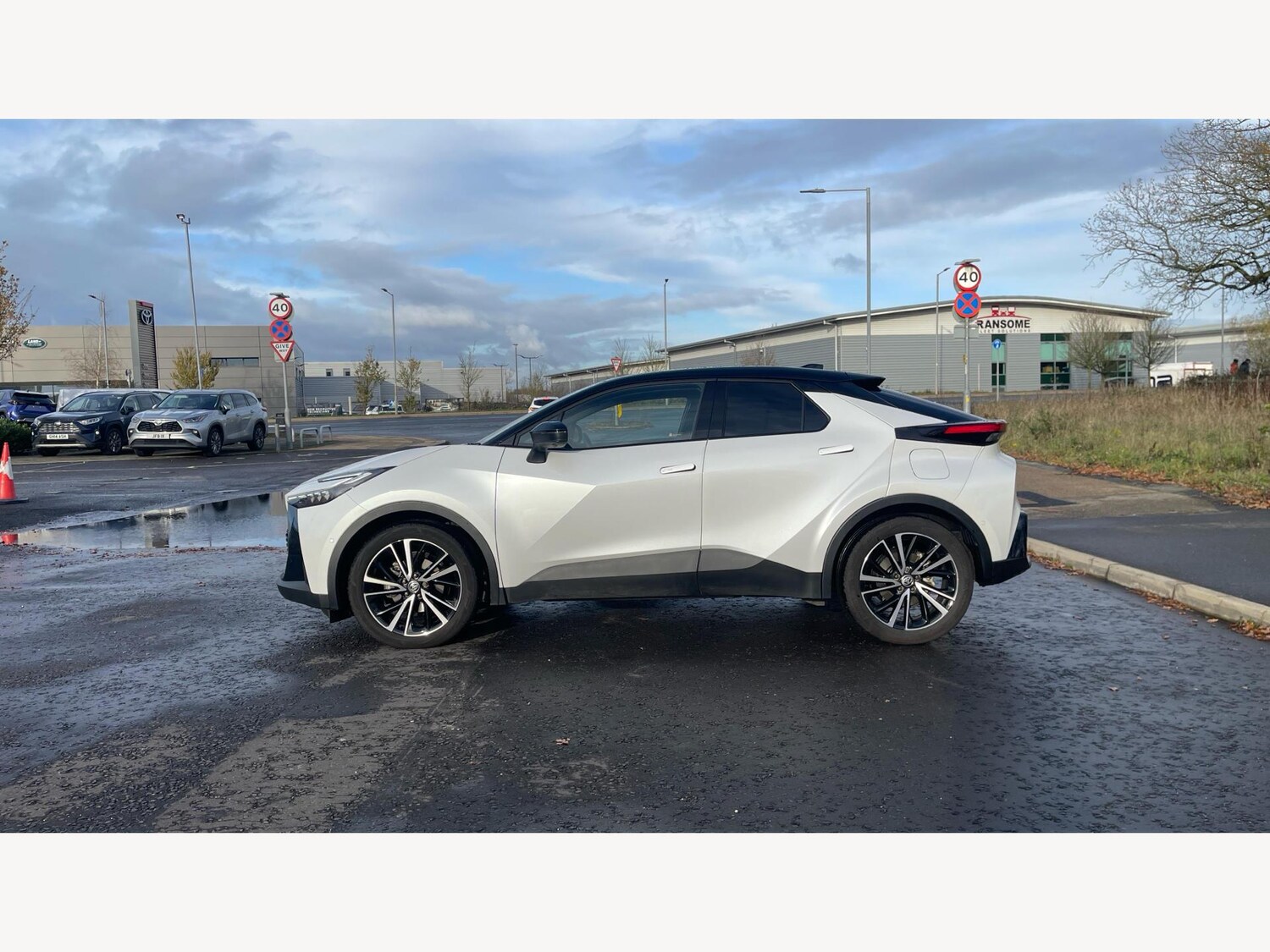 Used Toyota C-HR 2025 for sale - 77097988: Photo 19
