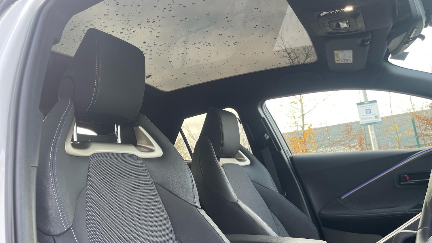 Used Toyota C-HR 2025 for sale - 77097988: Photo 32