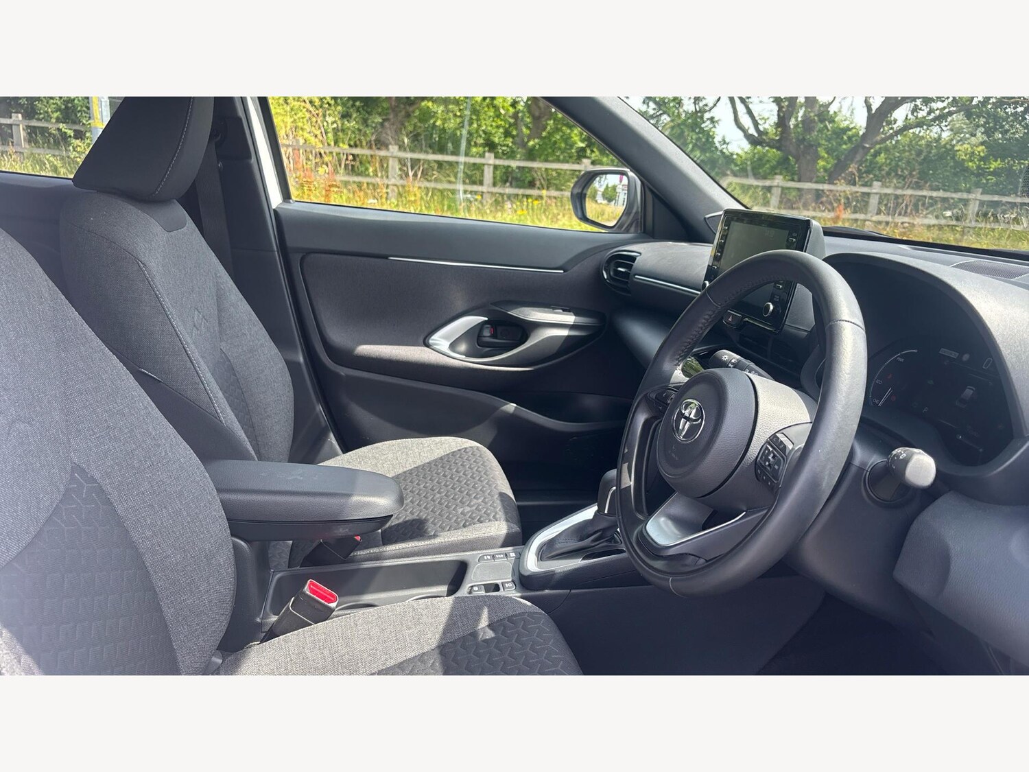 Used Toyota Yaris Cross 2022 for sale - 76832857: Photo 13