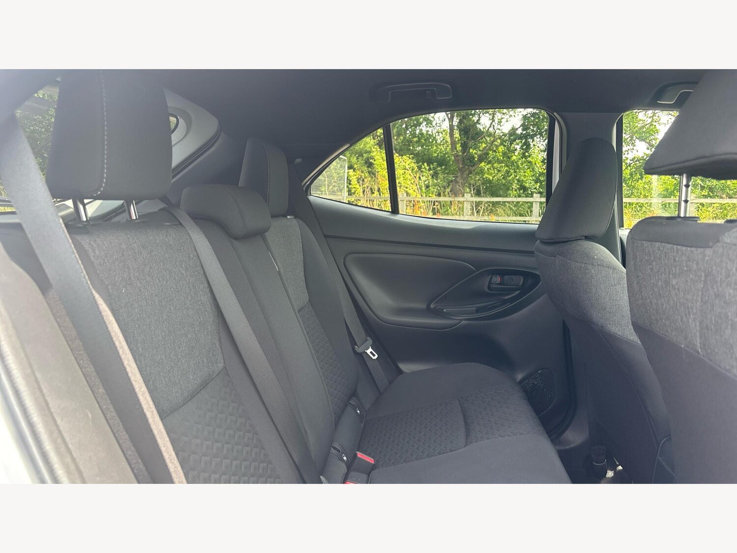 Used Toyota Yaris Cross 2022 for sale - 76832857: Photo 14