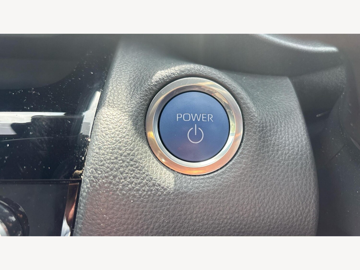 Used Toyota Yaris Cross 2022 for sale - 76832857: Photo 28