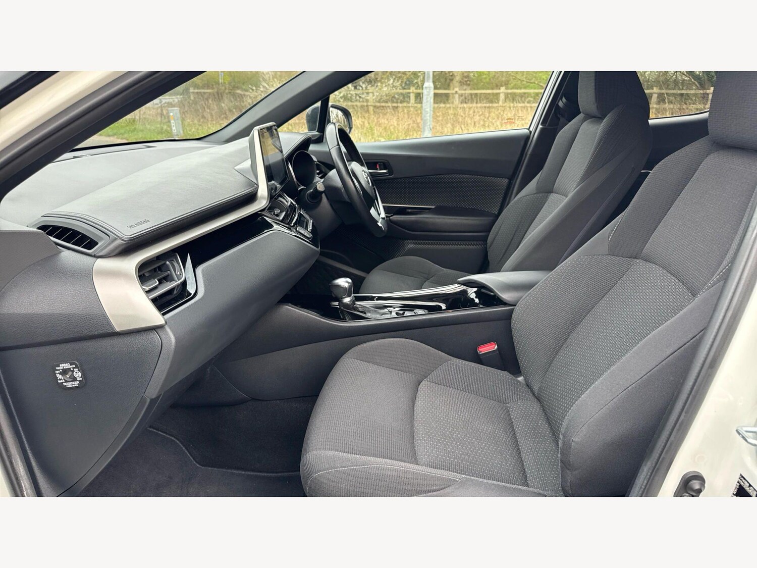 Used Toyota C-HR 2018 for sale - 78047245: Photo 12