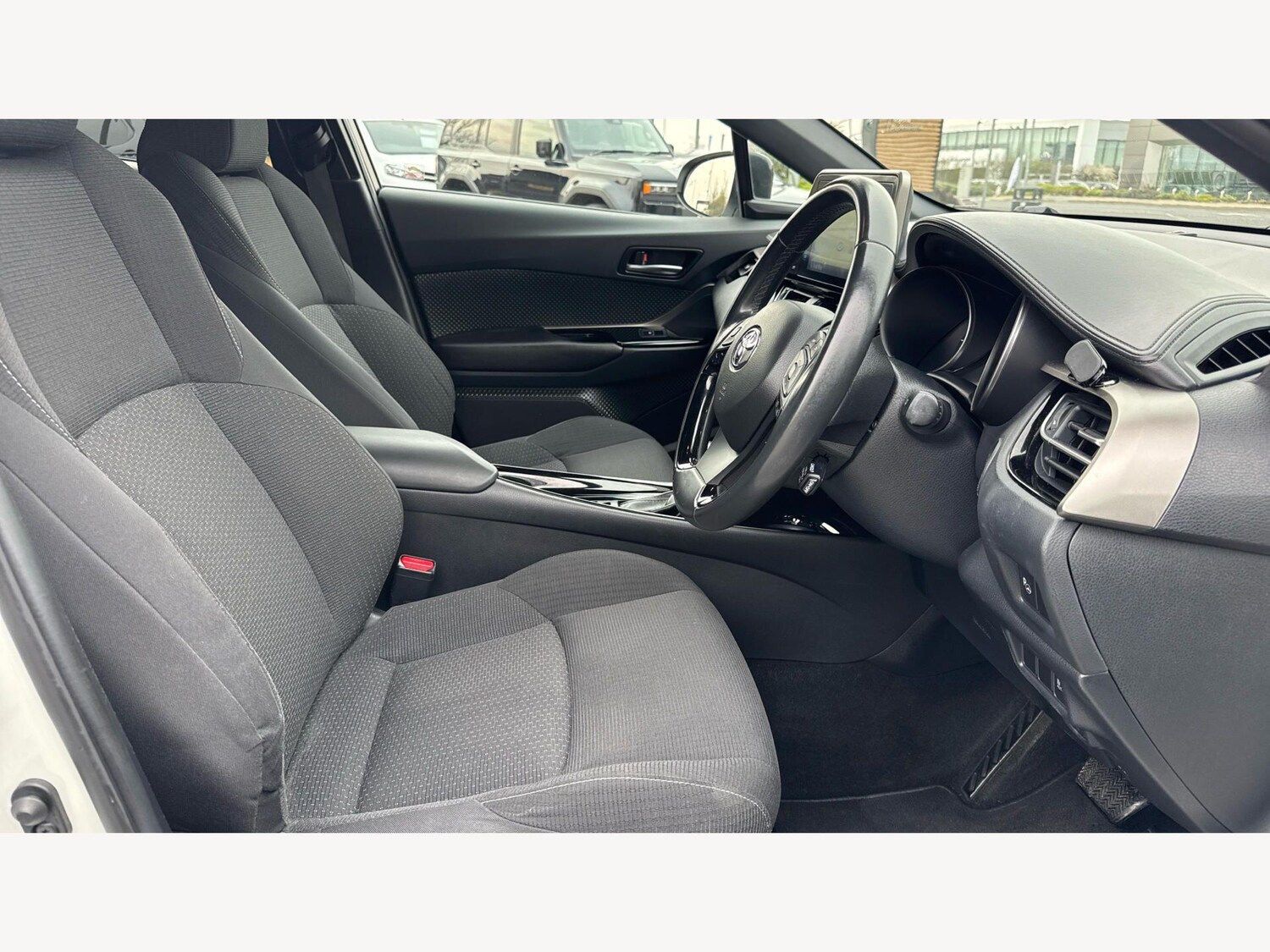 Used Toyota C-HR 2018 for sale - 78047245: Photo 13