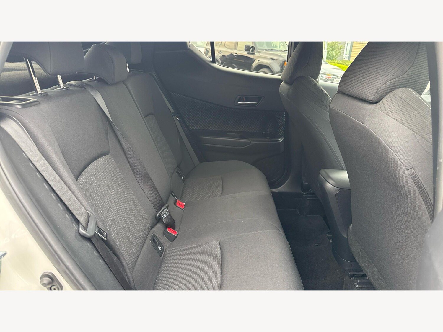 Used Toyota C-HR 2018 for sale - 78047245: Photo 14