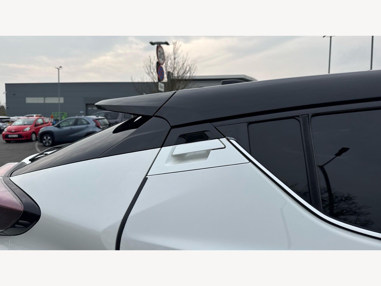 Used Toyota C-HR 2018 for sale - 78047245: Photo 23