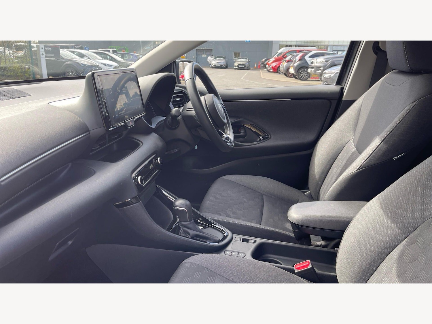 Used Toyota Yaris 2024 for sale - 78072048: Photo 12