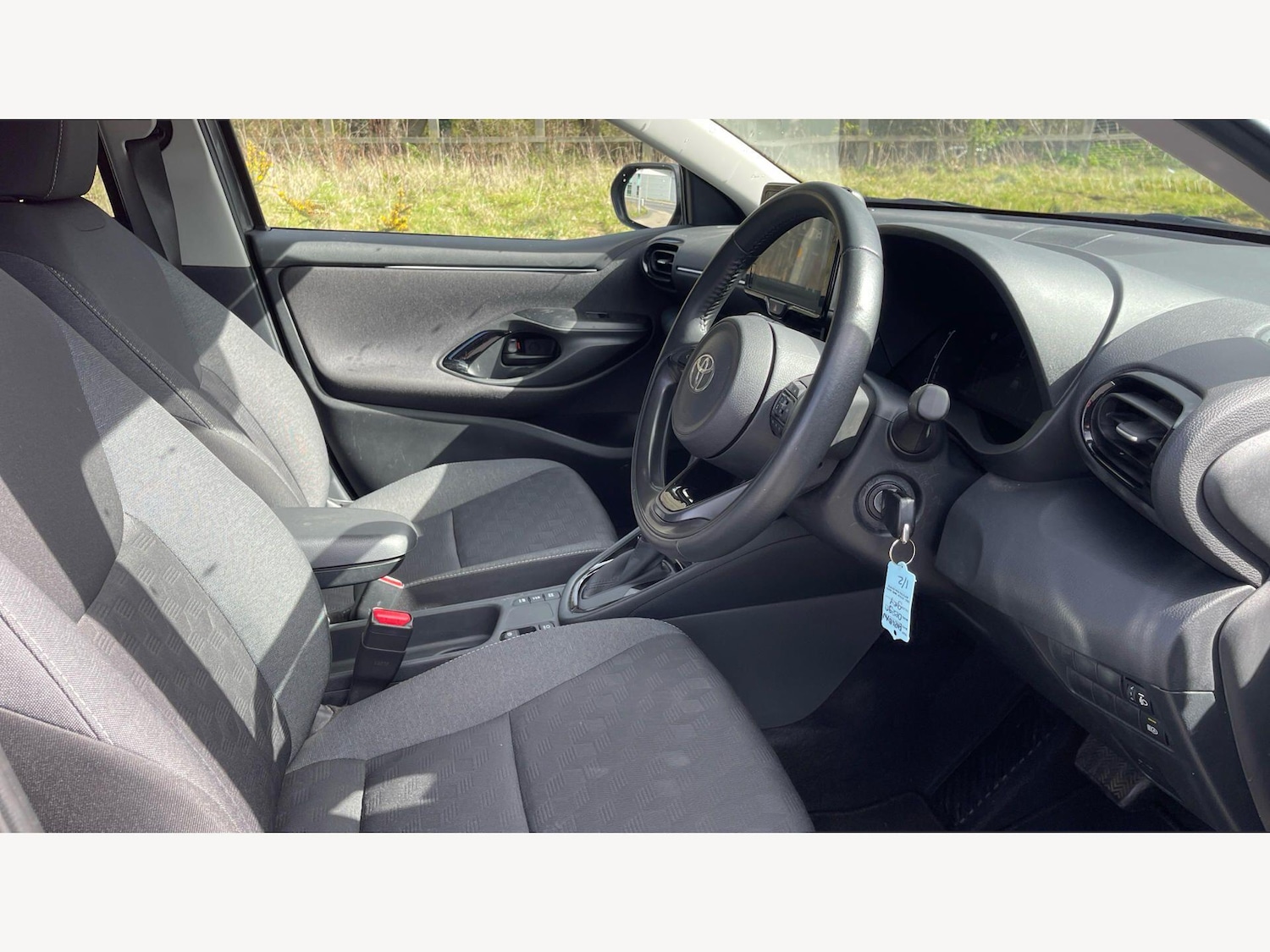 Used Toyota Yaris 2024 for sale - 78072048: Photo 13