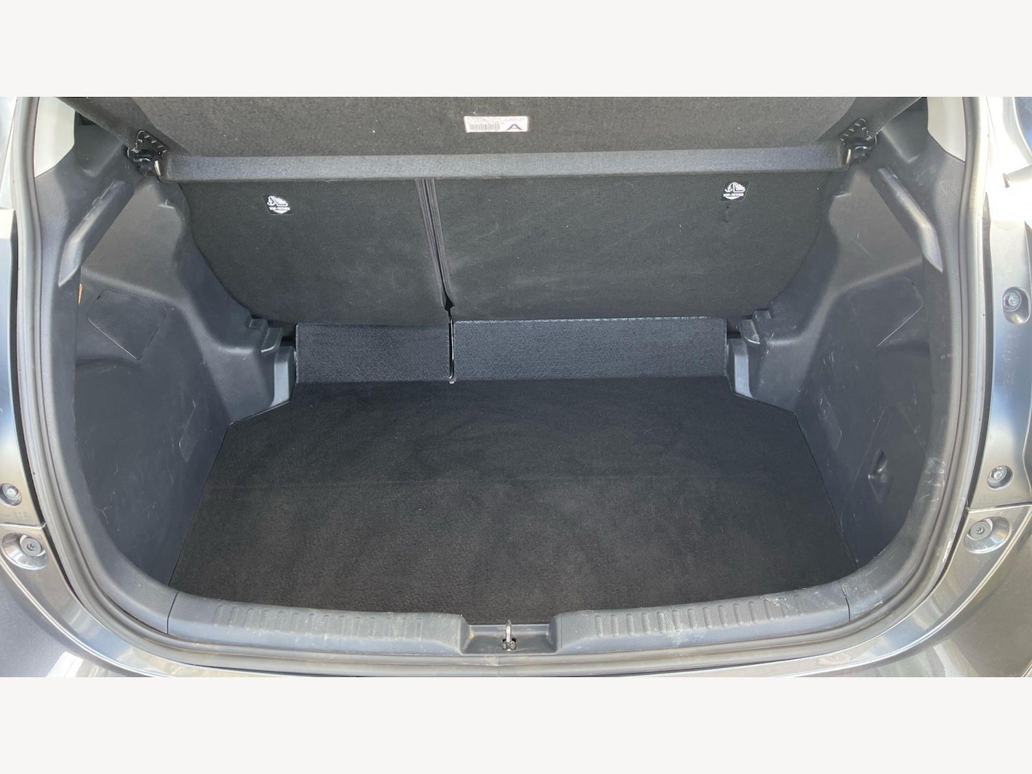 Used Toyota Yaris 2024 for sale - 78072048: Photo 16