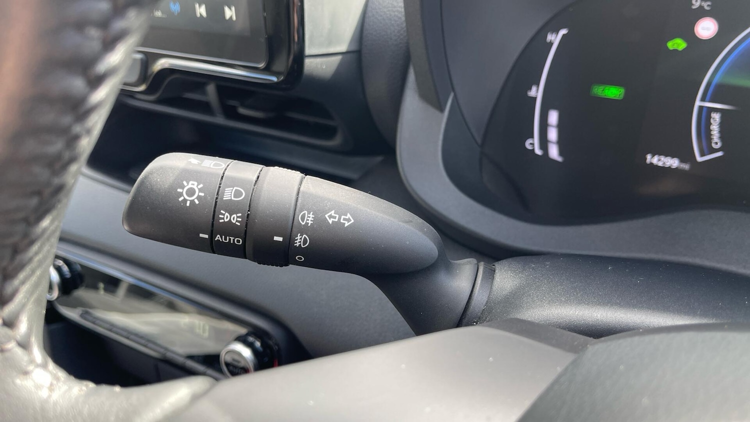 Used Toyota Yaris 2024 for sale - 78072048: Photo 37