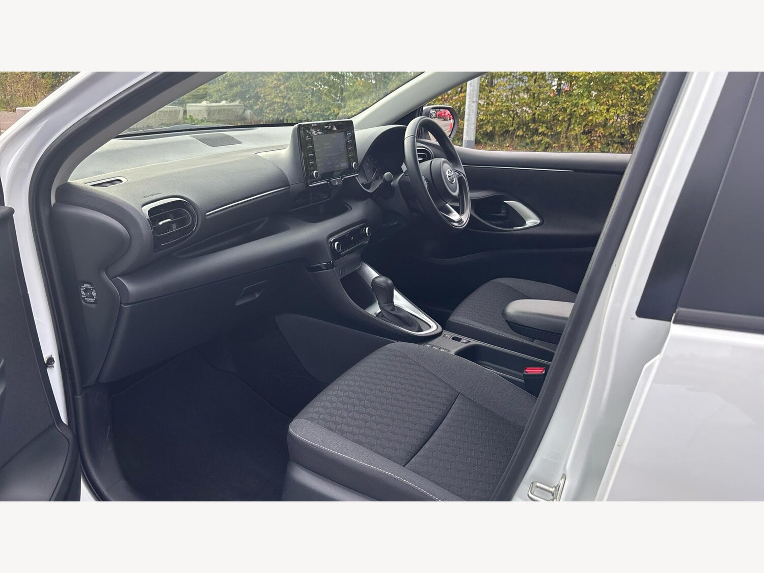 Used Toyota Yaris 2023 for sale - 76251338: Photo 12