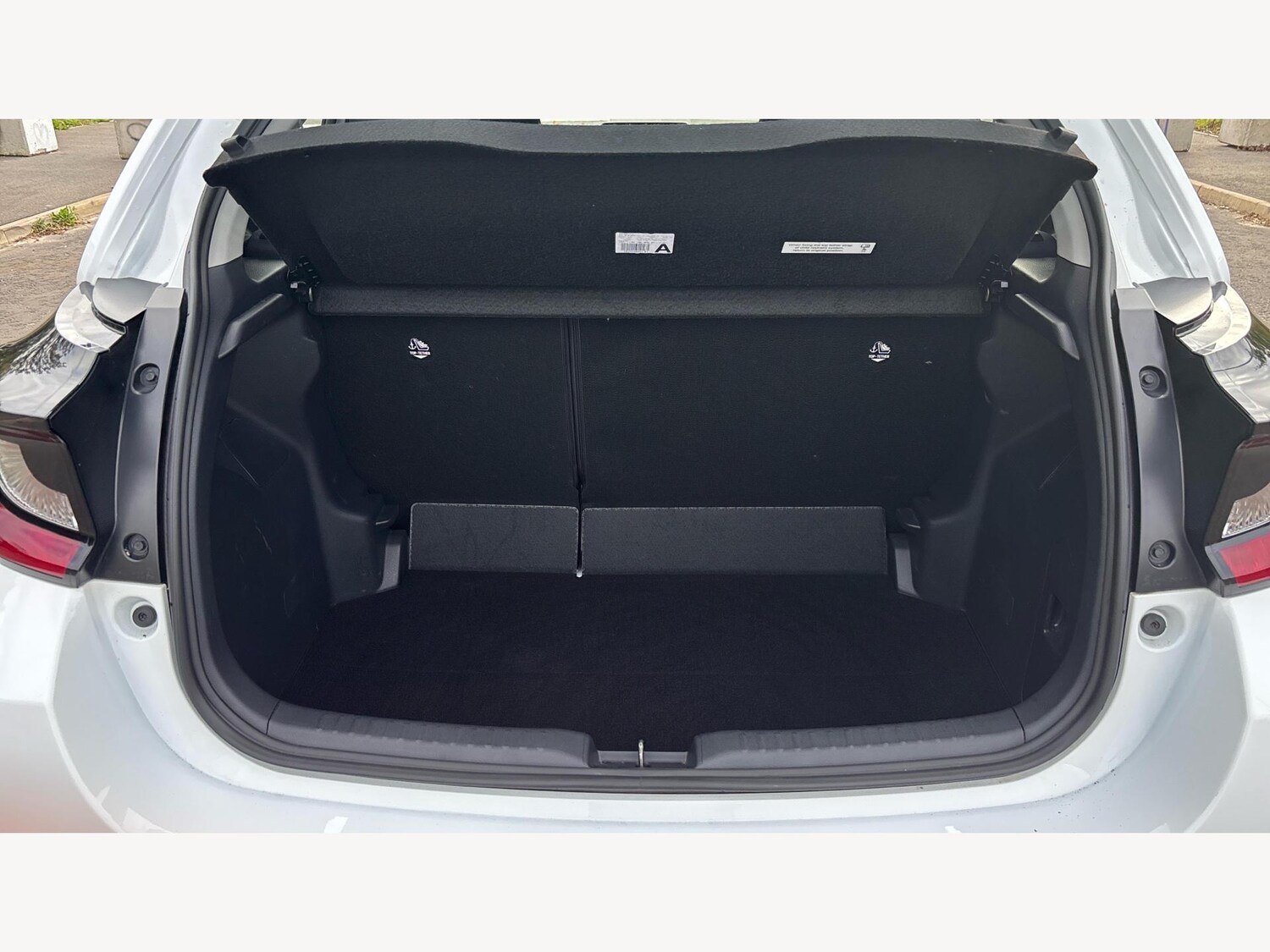 Used Toyota Yaris 2023 for sale - 76251338: Photo 16