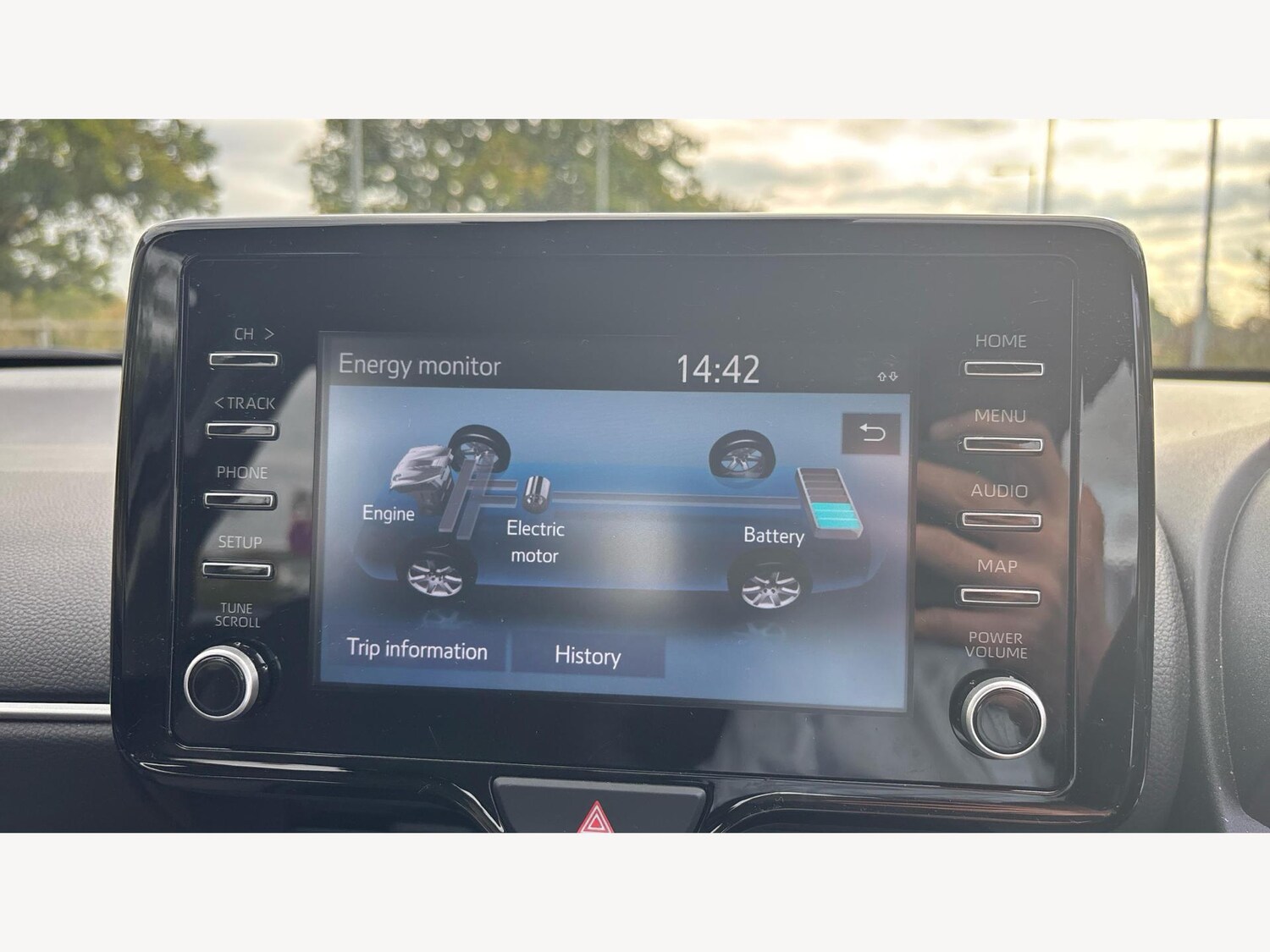 Used Toyota Yaris 2023 for sale - 76251338: Photo 23