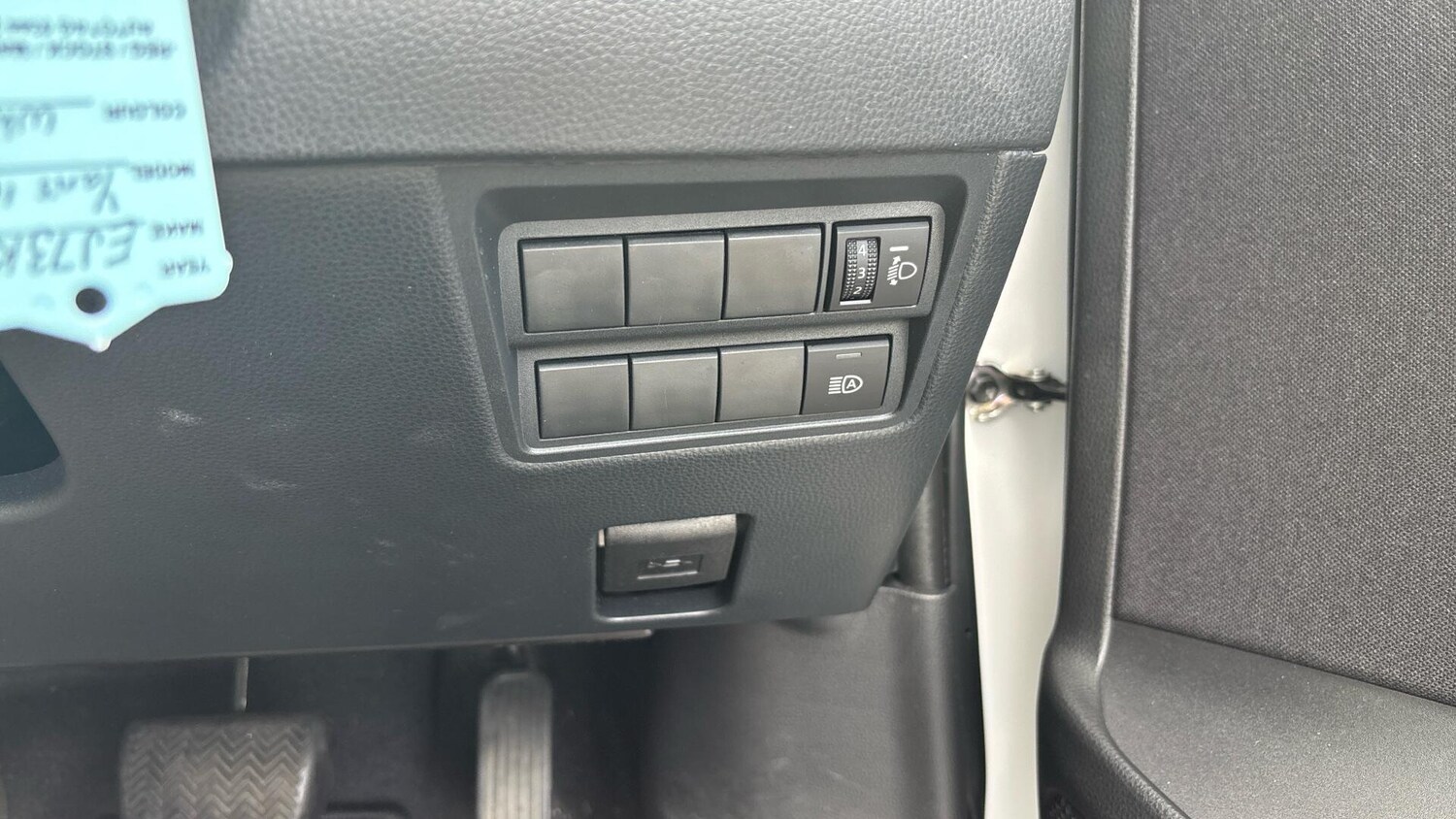 Used Toyota Yaris 2023 for sale - 76251338: Photo 33