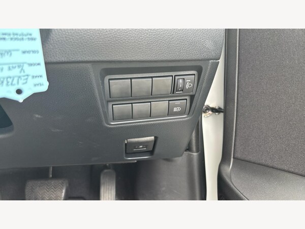 Used Toyota Yaris 2023 for sale - 76251338: Photo 33