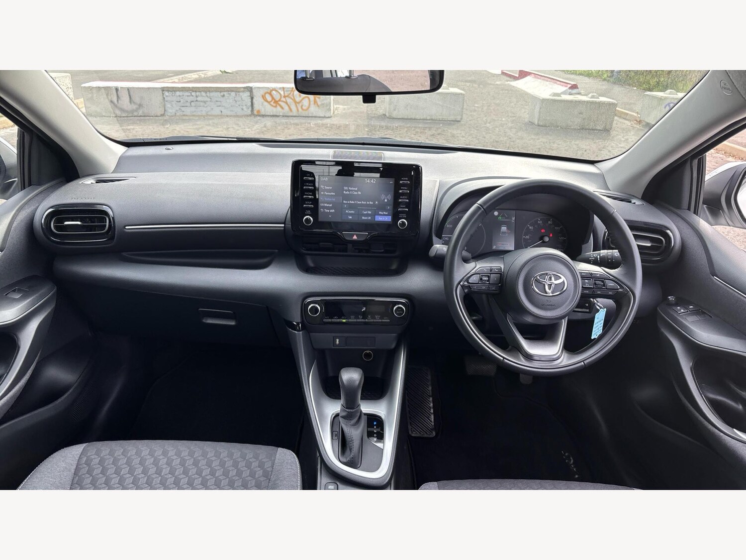Used Toyota Yaris 2023 for sale - 76251338: Photo 7