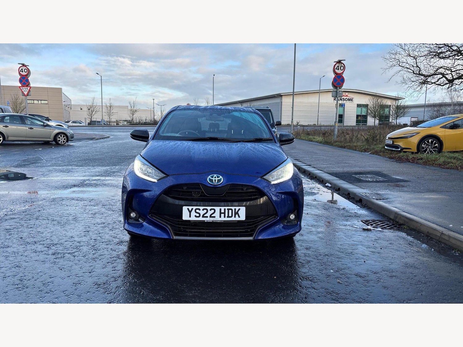 Used Toyota Yaris for sale - 77229625: Photo 17