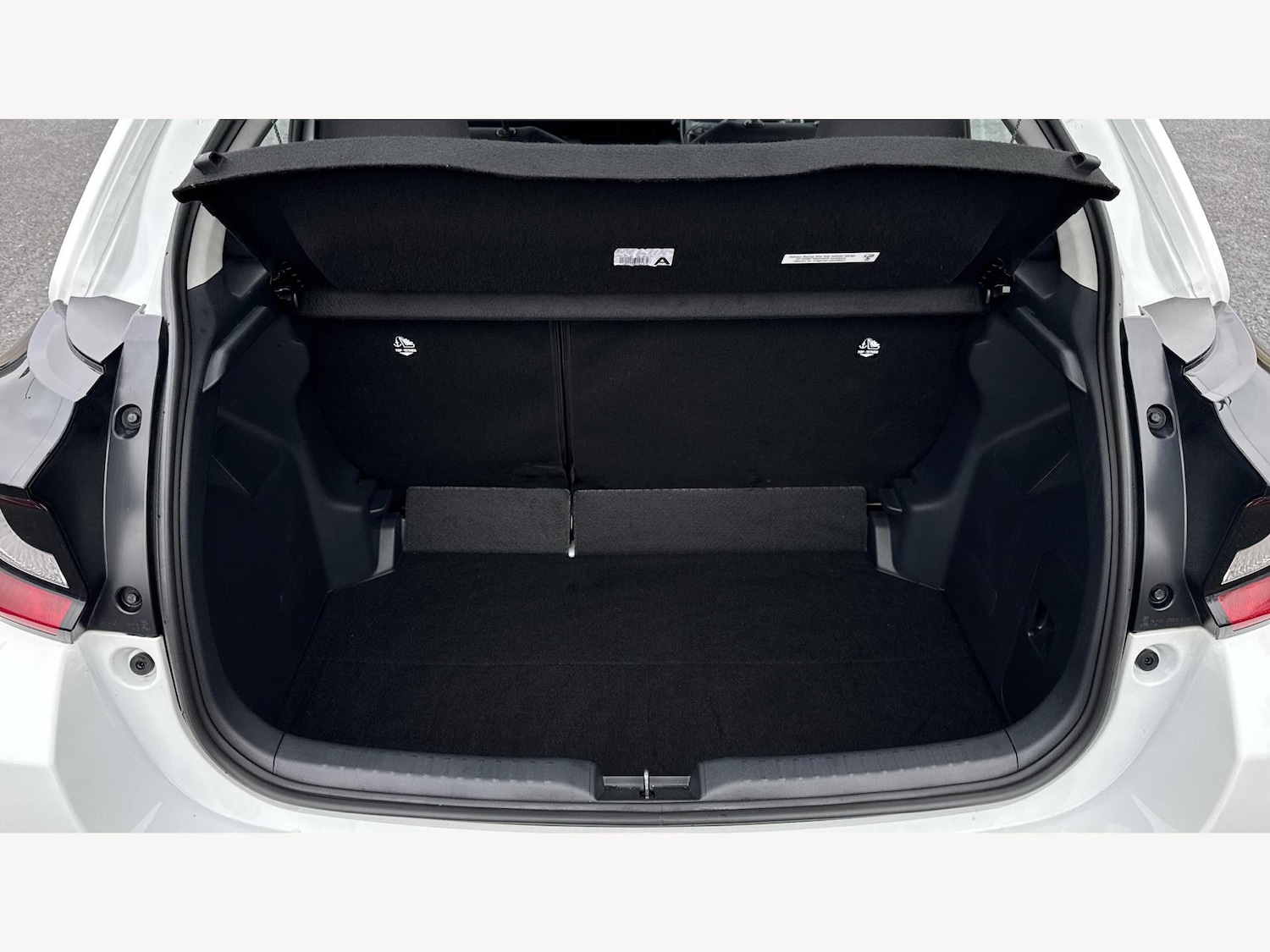 Used Toyota Yaris 2023 for sale - 77156795: Photo 16