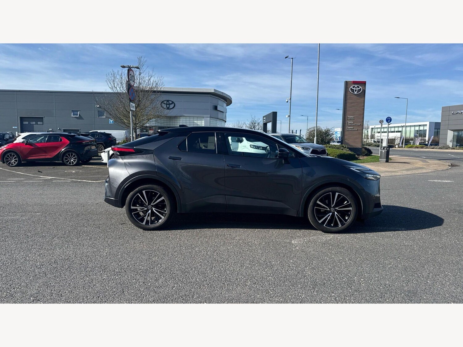 Used Toyota C-HR for sale - 77909745: Photo 18