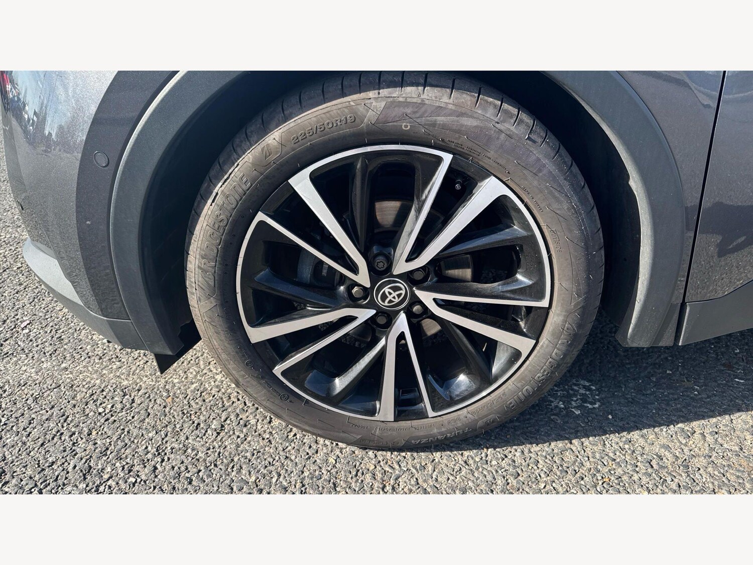 Used Toyota C-HR for sale - 77909745: Photo 25