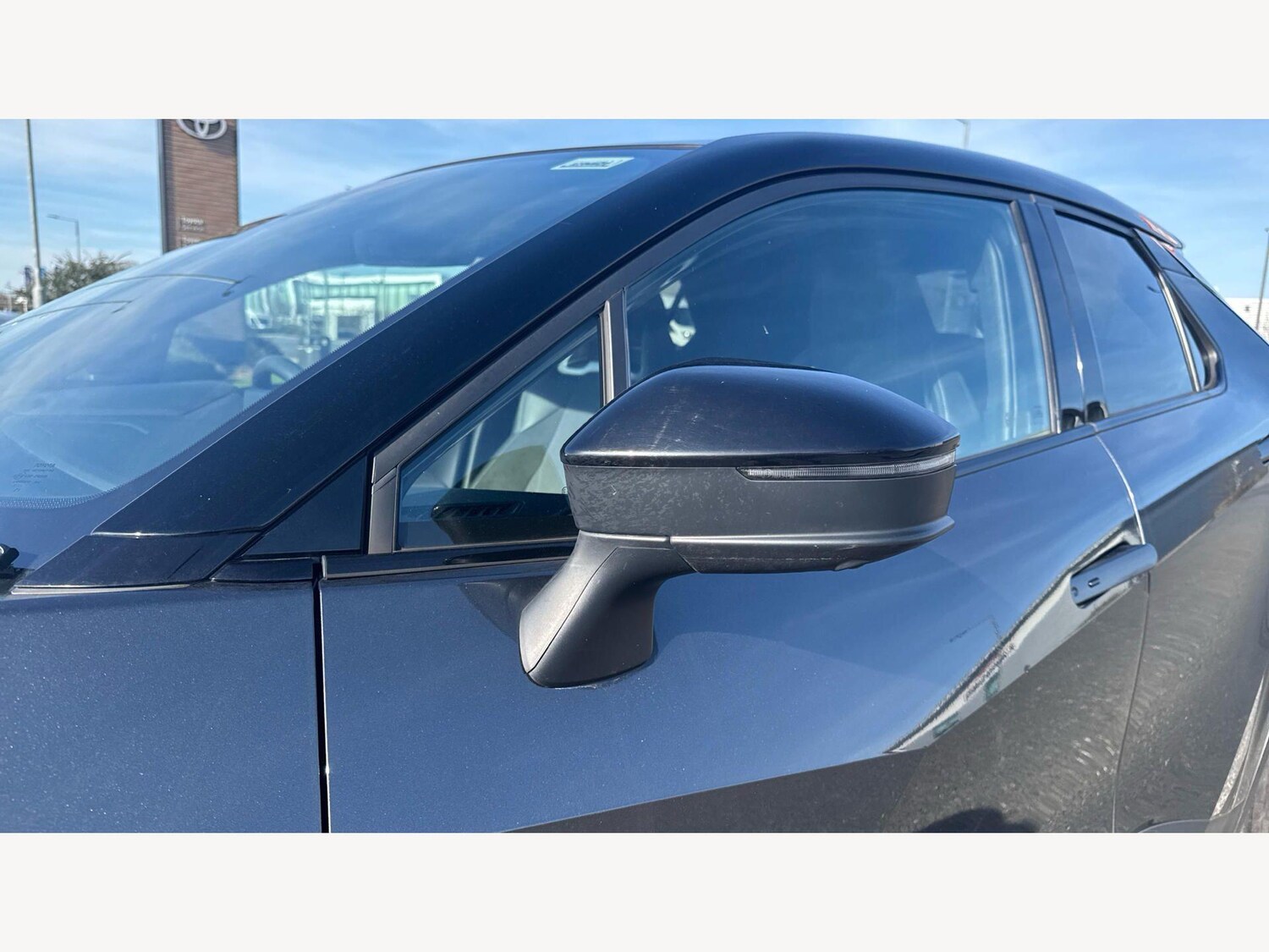 Used Toyota C-HR for sale - 77909745: Photo 26