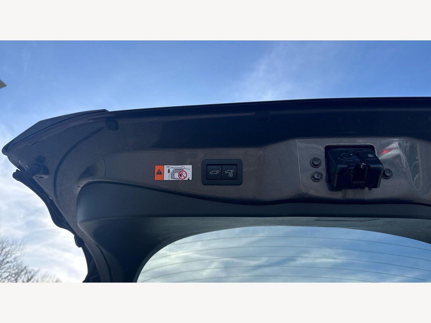 Used Toyota C-HR for sale - 77909745: Photo 31