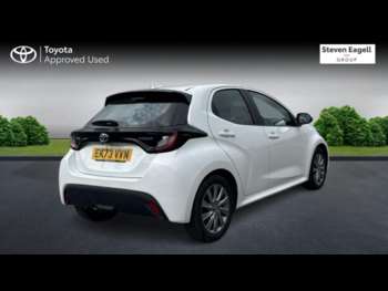 Used Toyota Yaris 2023 for sale - 74701273: Photo