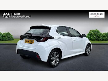 Used Toyota Yaris 2024 for sale - 78429780: Photo