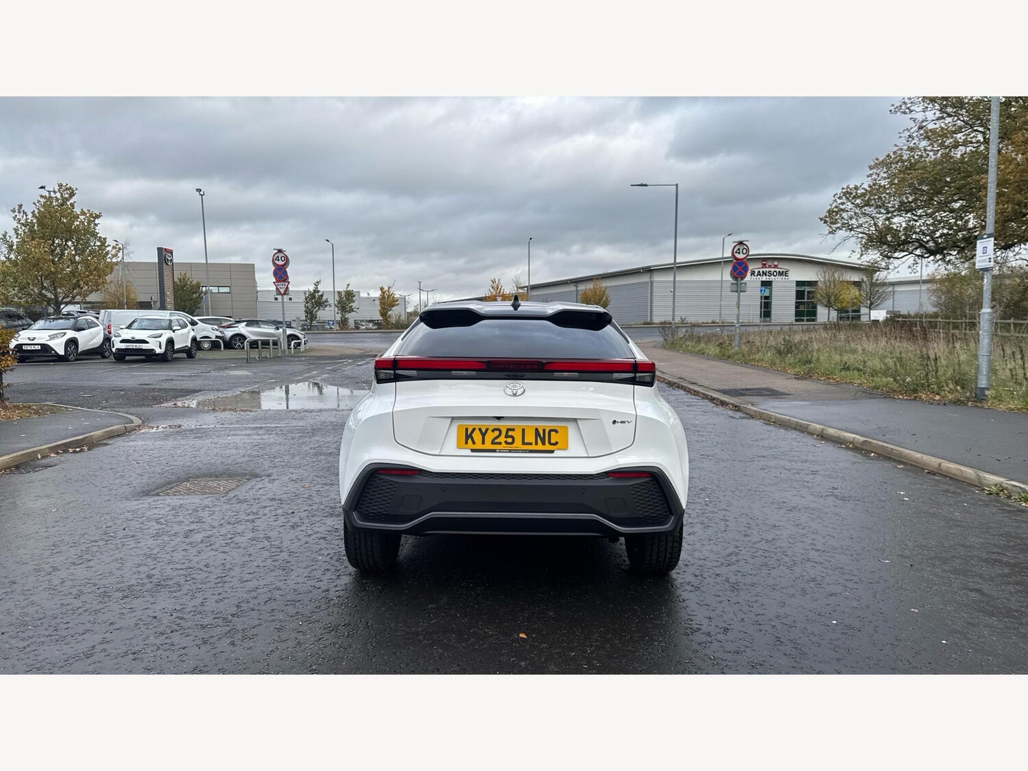 Used Toyota C-HR 2025 for sale - 76440616: Photo 21