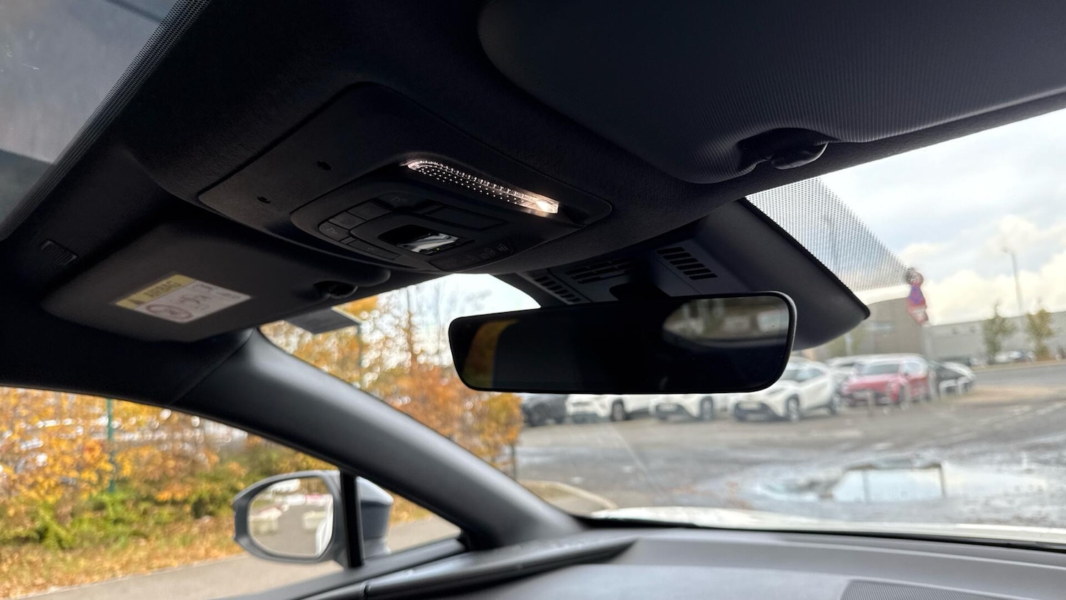 Used Toyota C-HR 2024 for sale - 76498967: Photo 36