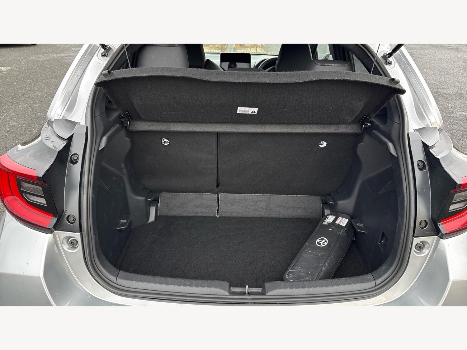 Used Toyota Yaris for sale - 77215292: Photo 16